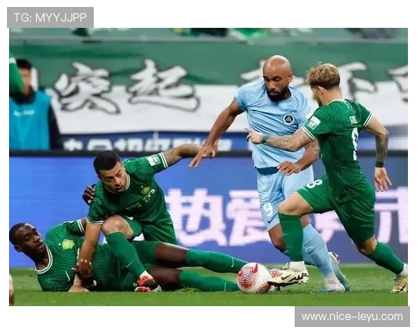 国安再度遭遇赛季中期滑铁卢，战术瓶颈暴露下的豪门危机何解？