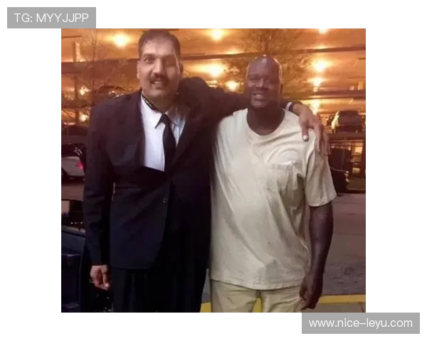 张伯伦多面手表现拉开与奥尼尔得分结构差异