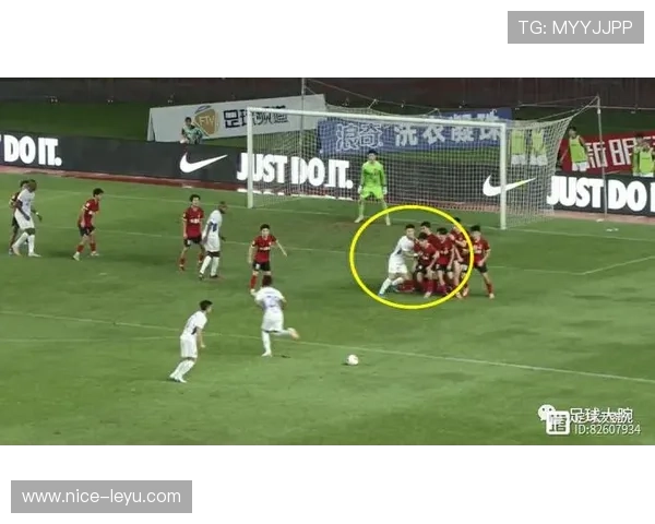 SPA战术是否构成犯规？解析防守中的合法拦截与违规阻挡