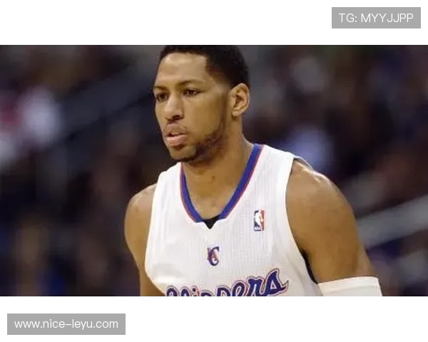 丹尼·格兰杰外线投篮效率提升显著 拉开球队进攻空间