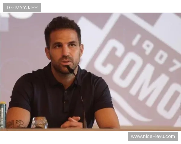 法布雷加斯与哈维：组织核心的球权分配与前插频率分化